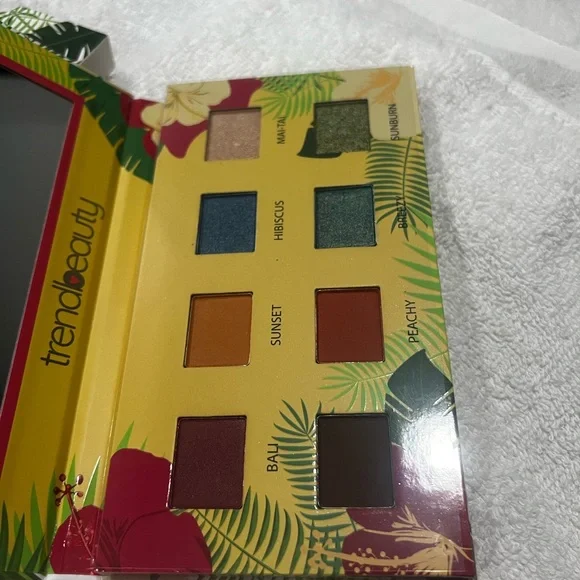 Trend Beauty Tropical Eyeshadow Palette - Picture 4 of 6